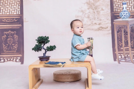 广西宝宝几个月笑出声